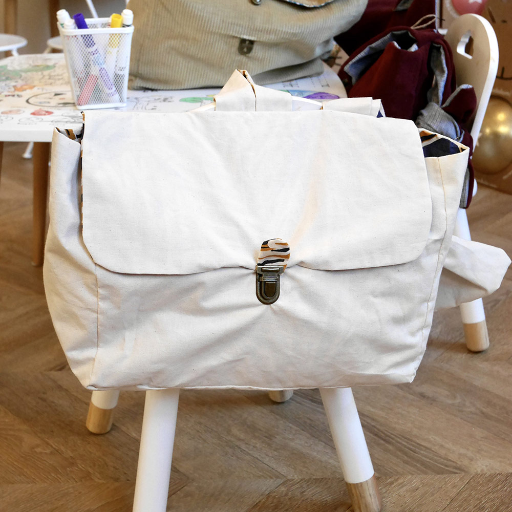 Cartable en tissu upcyclé – Image 8