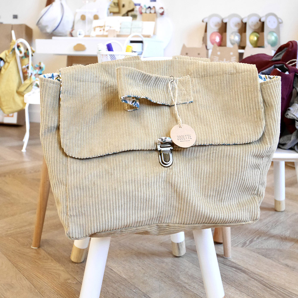 Cartable en tissu upcyclé – Image 5